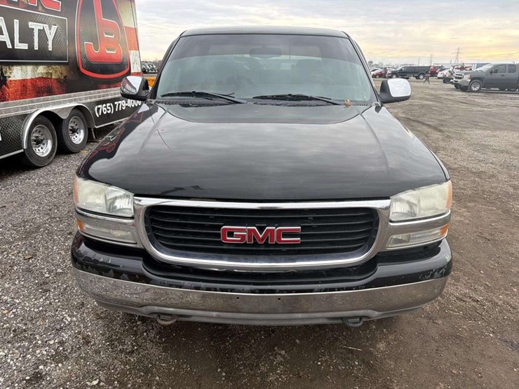 2001-gmc-sierra-1500-image-8