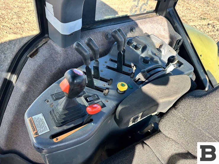 cat-challenger-55-tractor-image-62