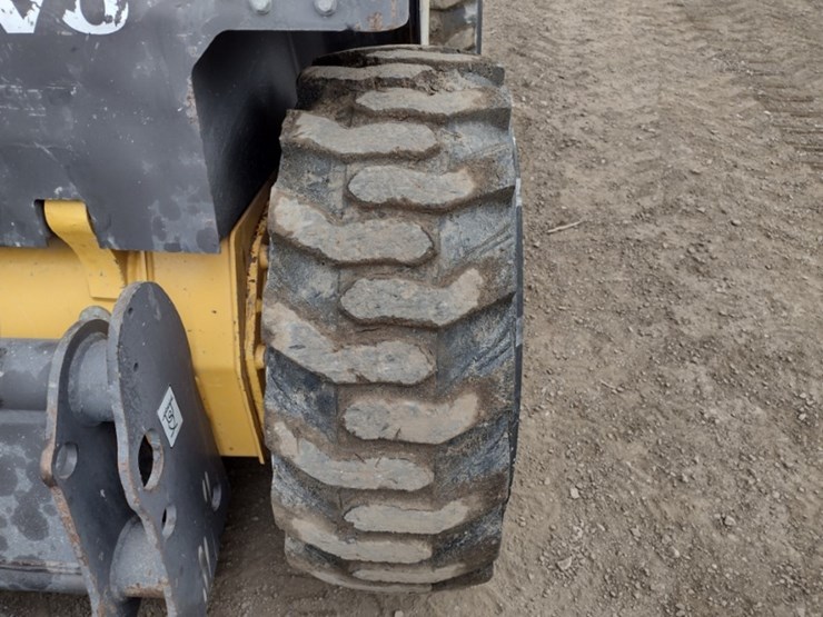 volvo-mc135c-image-17