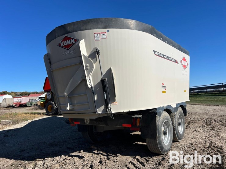 kuhn-knight-vertical-maxx-vtc280-tmr-mixer-wagon-image-5