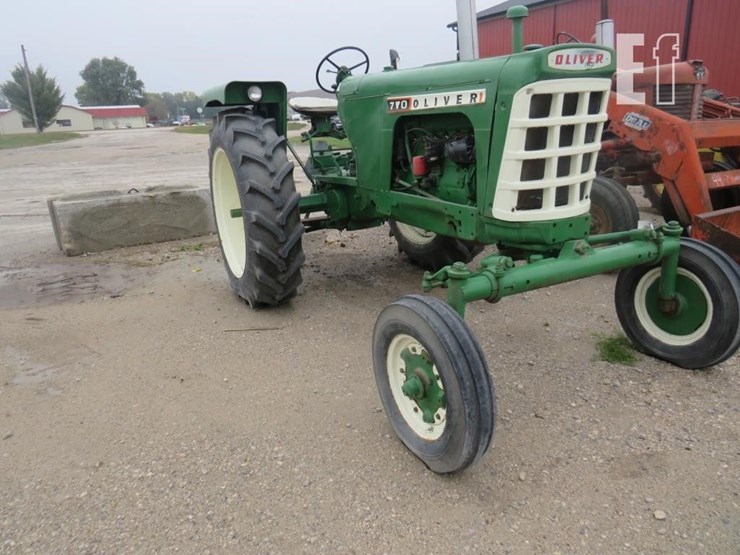 1962-oliver-770-image-3