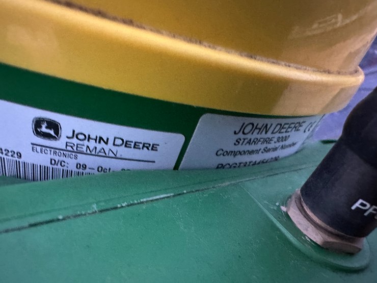 john-deere-3000-image-4