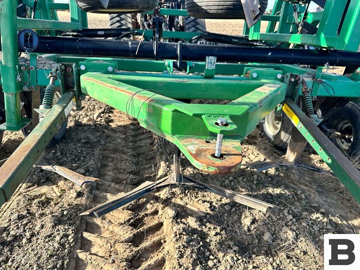 great-plains-9540-plains-plow-image-28