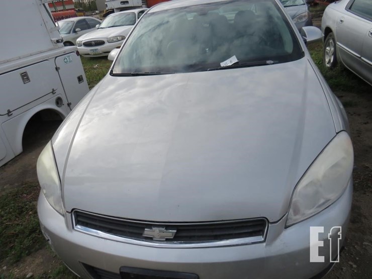 2007-chevrolet-impala-ltz-image-2