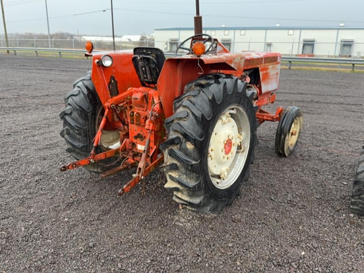 #3059-•-allis-chalmers-tractor-image-8