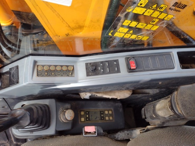hyundai-robex-r145lcr-9-excavator-(qea-4014)-image-11