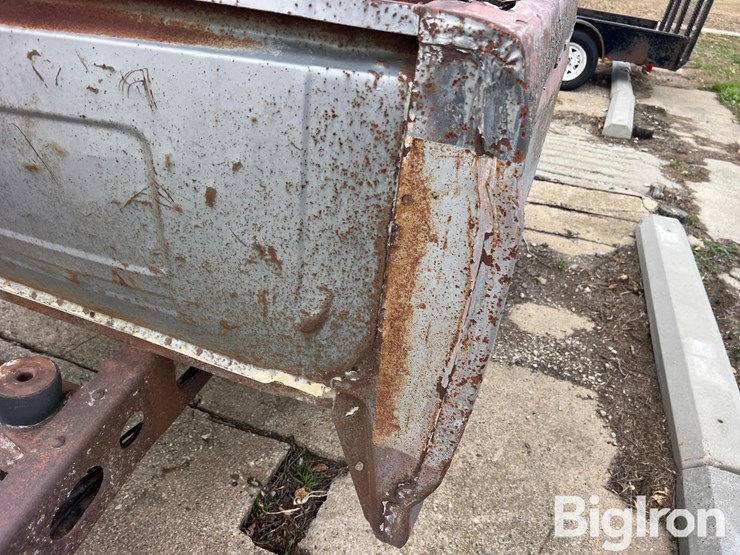 8'-truck-bed-box-farm-use-trailer-image-12