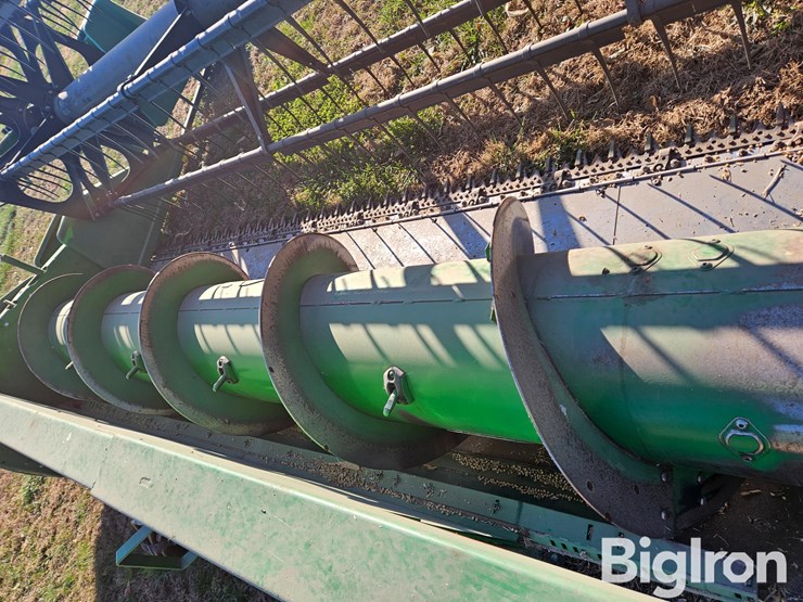 2010-john-deere-625f-image-16