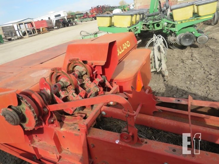 new-holland-273-image-8