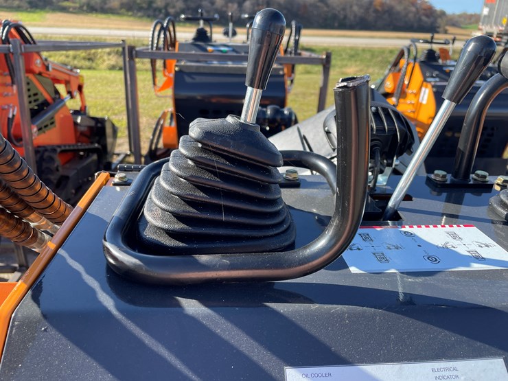 #3246c-•-ats-mini-track-skid-steer-image-18