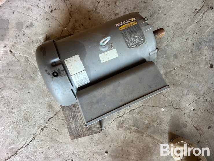 baldor-reliancer-10-hp-230-volt-electric-motor-image-3