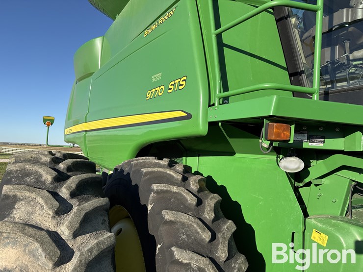 2011-john-deere-9770-sts-image-15