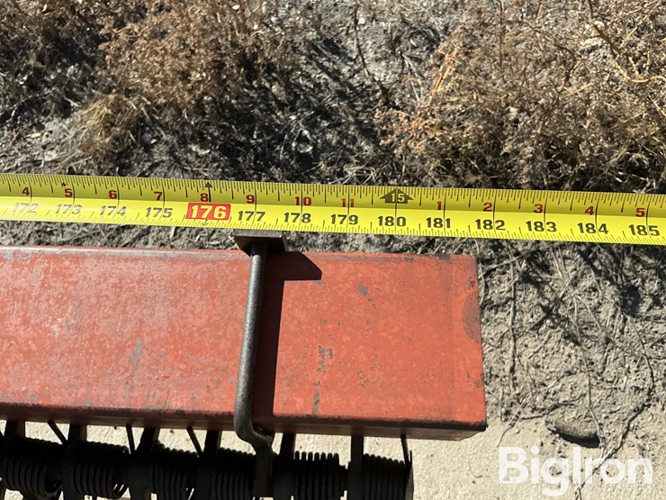 m&w-30'-folding-rotary-hoe-image-12