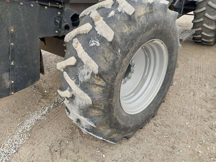 case-ih-6088-image-12