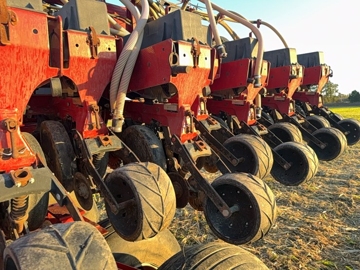 case-ih-1240-image-44