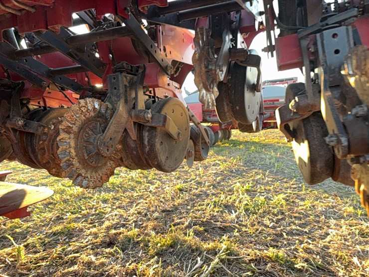 case-ih-1240-image-81