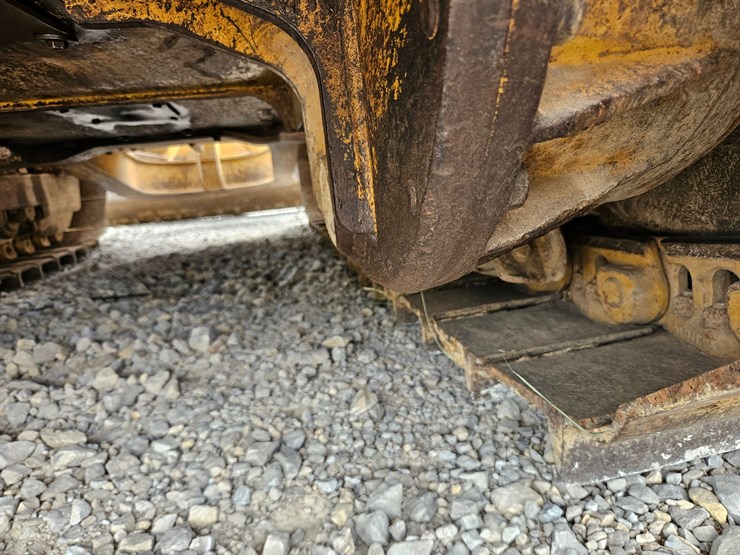 2002-caterpillar-d5g-xl-image-71