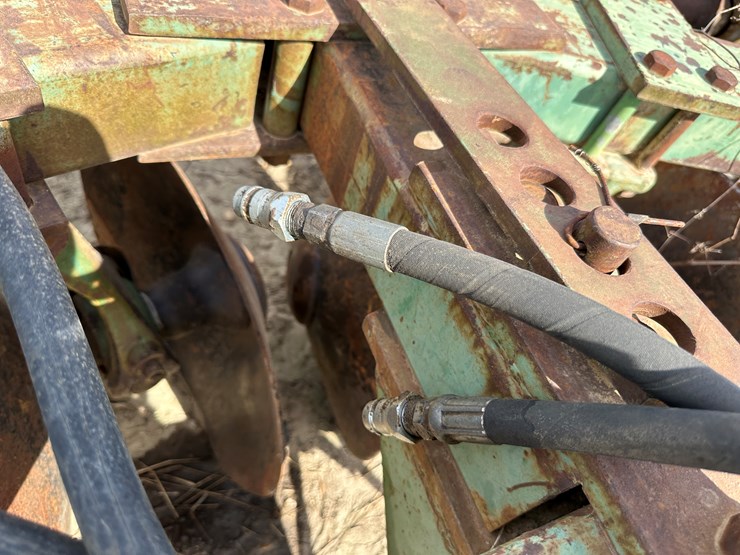 john-deere-635-image-35