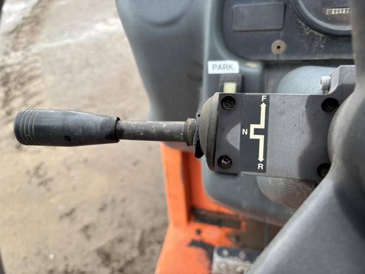 2013-jlg-g5-18a-image-24