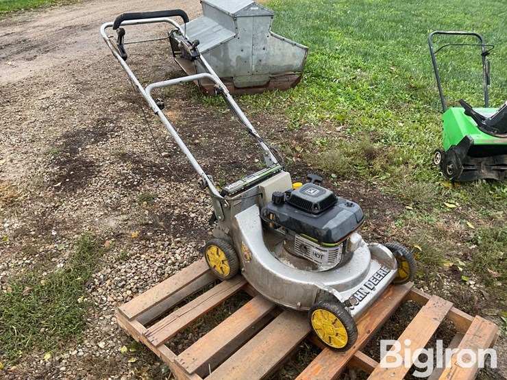 john-deere-5hp-image-3