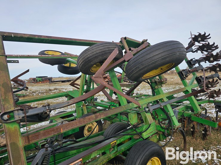 john-deere-550-image-17