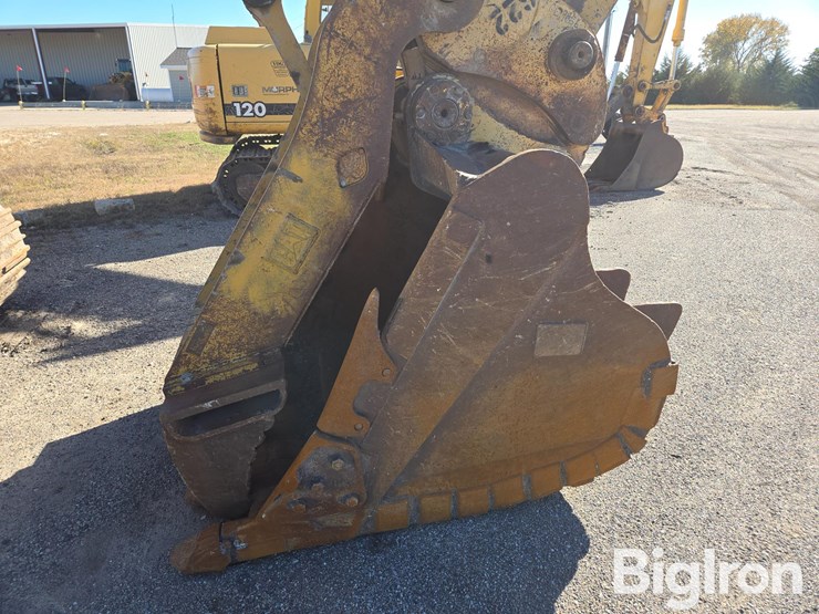 2005-caterpillar-330cl-image-10