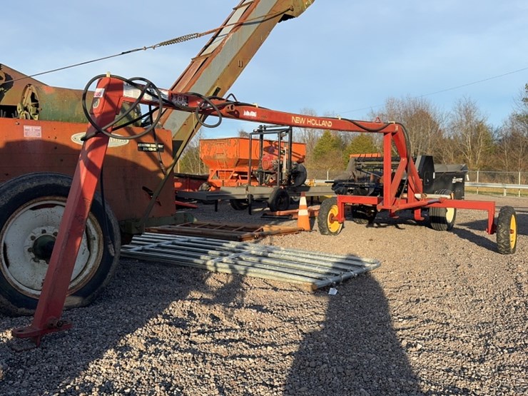 new-holland-252-image-1