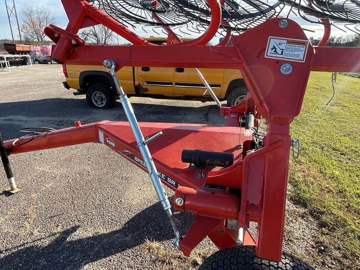 #1463-•-(8)-wheel-kuhn-speedrake-image-19