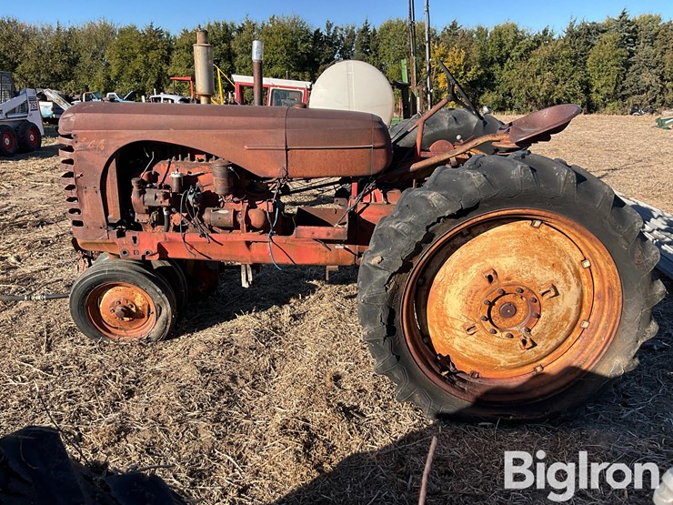 1950-massey-ferguson-44-image-9