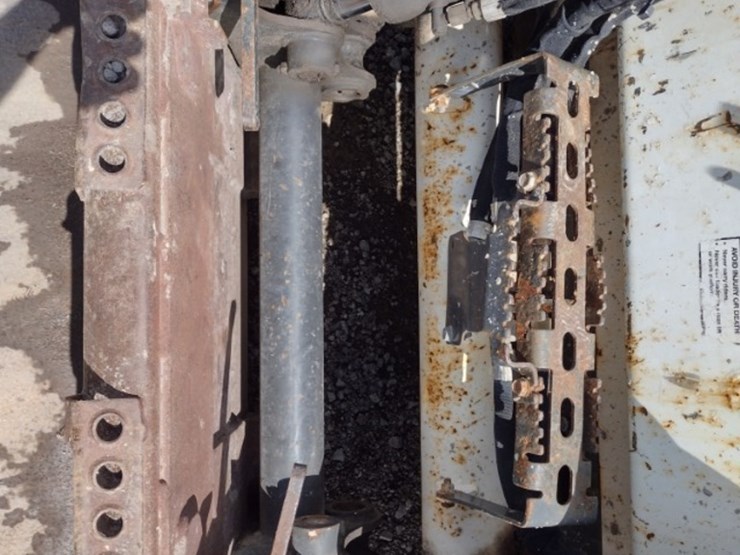 bobcat-s570-image-15