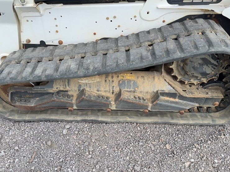 2021-bobcat-t770-image-13