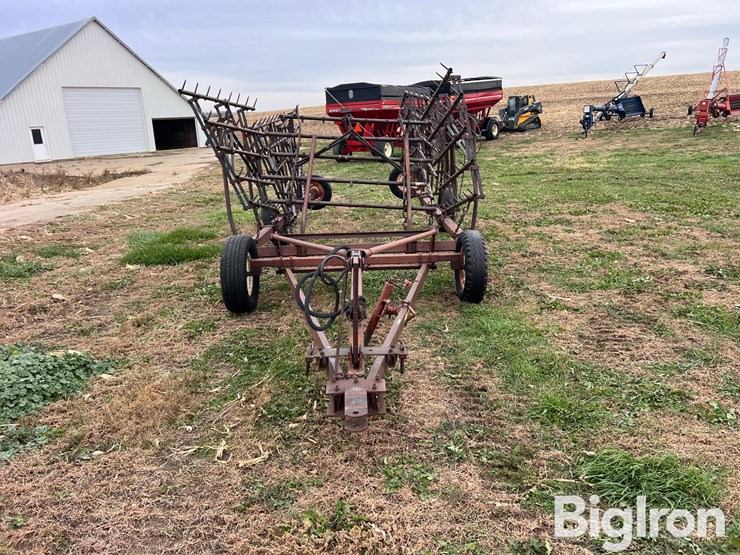 lindsay-7-section-spike-tooth-harrow-image-2