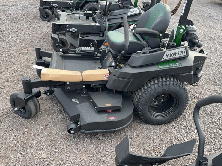 #3077-•-yakta-yxr-320-zero-turn-lawn-mower-image-13