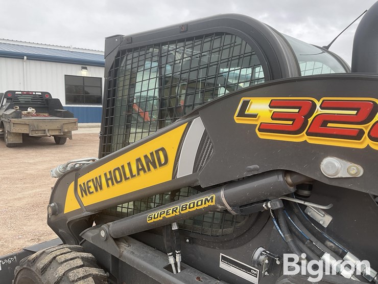 2023-new-holland-l328-image-15