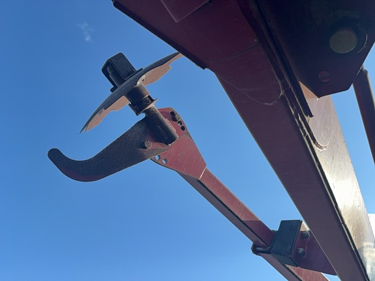 case-ih-1200-image-25