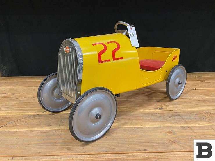 baghera-toy-pedal-car-image-1