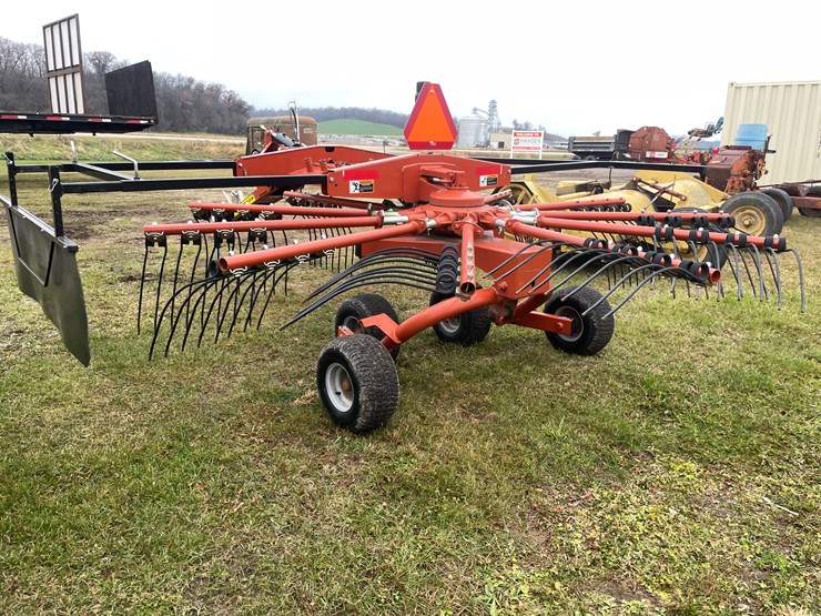 #1054-•-2025-pequea-rotary-rake-image-6