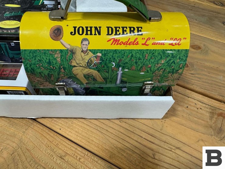 john-deere-metal-lunch-boxes,-toy-farm-equipment,-misc.-toys-image-4