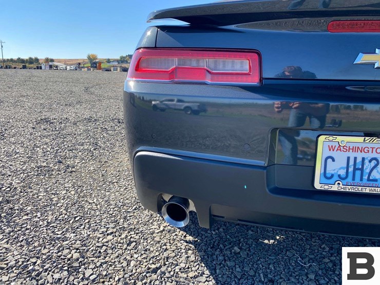 2014-chevrolet-camaro-ss-convertible-image-18
