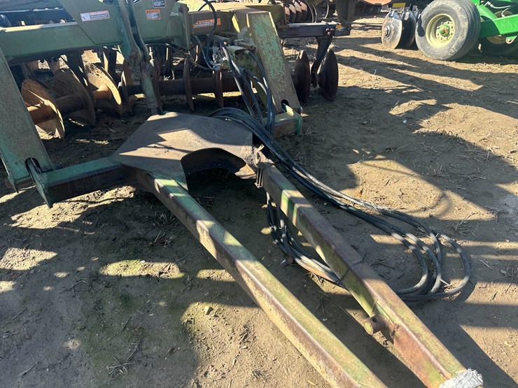 john-deere-30-image-33