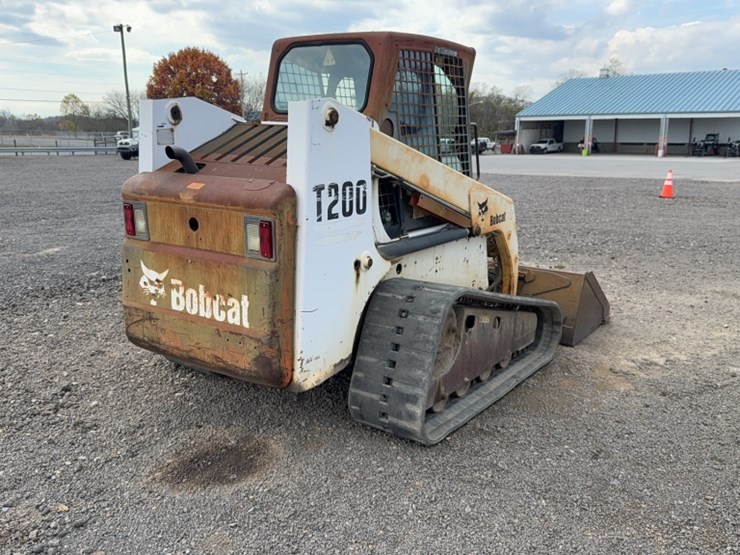 bobcat-t200-image-7