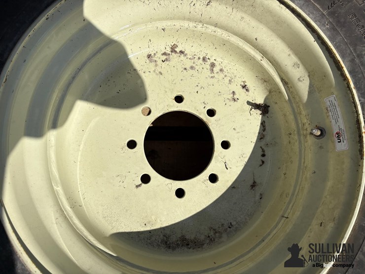 unverferth-8x8-rim-w/-425/65r22.5-tire-&-spare-image-13