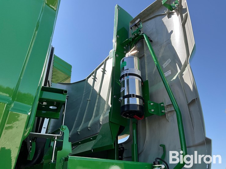 2023-john-deere-s760-image-11