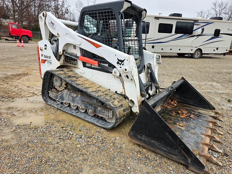 2018-bobcat-t770-image-15