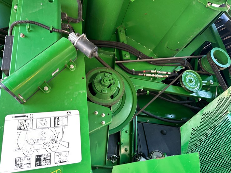 2015-john-deere-s680-image-41