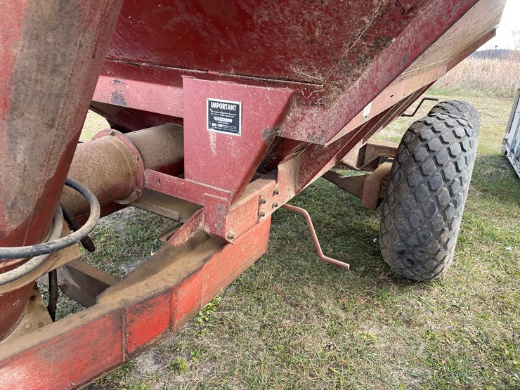 m&w-little-red-wagon-image-9