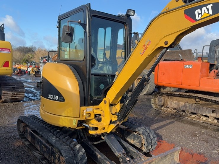 caterpillar-303-image-7