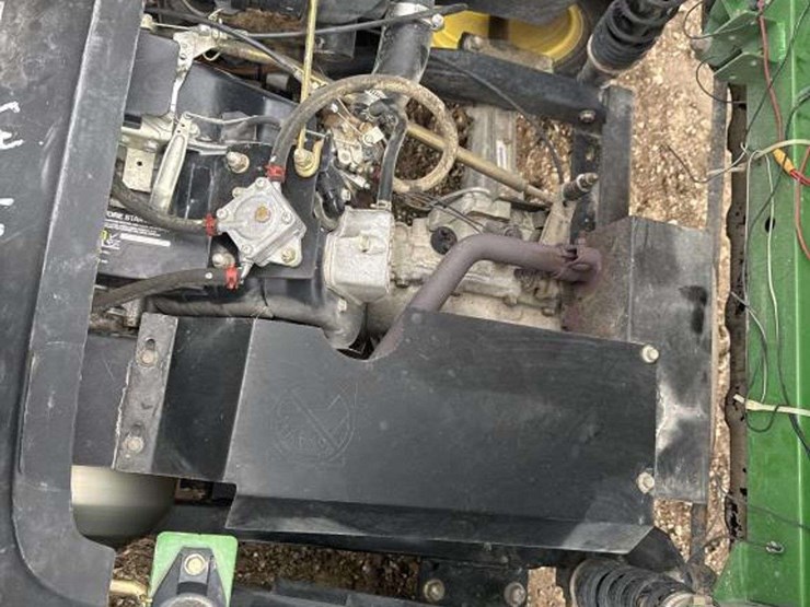 2009-john-deere-gator-image-14