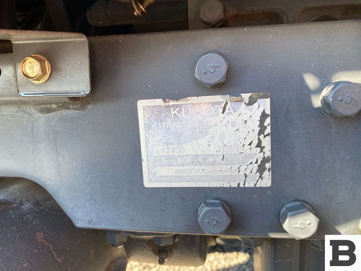 kubota-l4240d-tractor-image-13