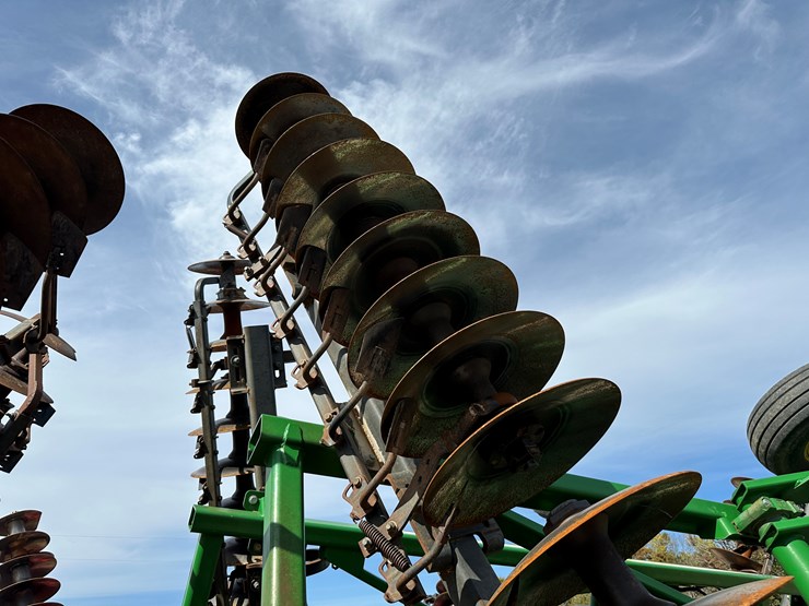 john-deere-2623-image-20